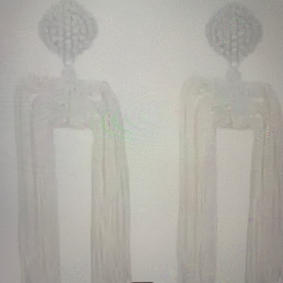 LONG TASSEL DROP EARRINGS WHITE - Picture 3 of 4